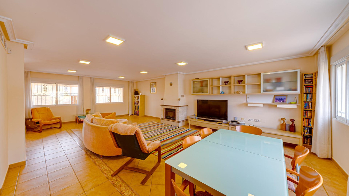 Bungalow z 5 Sypialniami w, Torrevieja | Sunny Casas - Ni... - Image 22