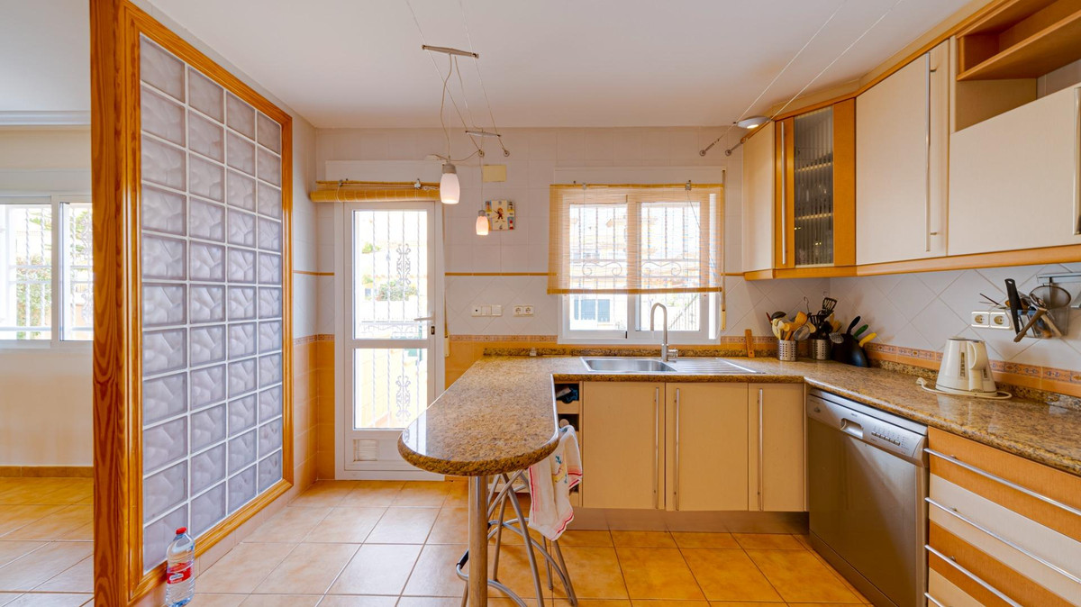 Bungalow z 5 Sypialniami w, Torrevieja | Sunny Casas - Ni... - Image 25