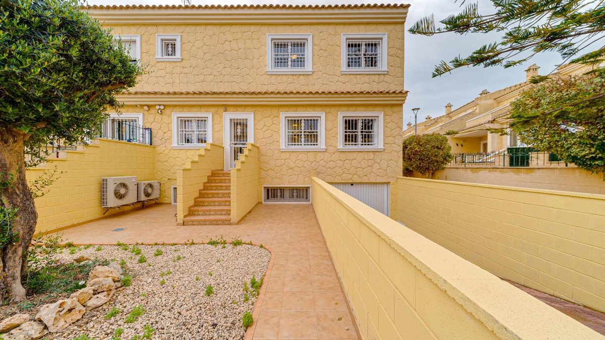 Bungalow z 5 Sypialniami w, Torrevieja | Sunny Casas - Ni... - Image 7
