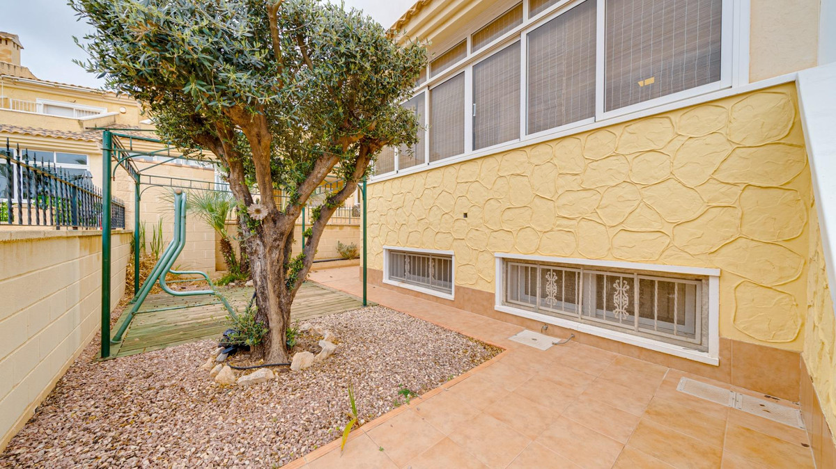 Bungalow z 5 Sypialniami w, Torrevieja | Sunny Casas - Ni... - Image 8