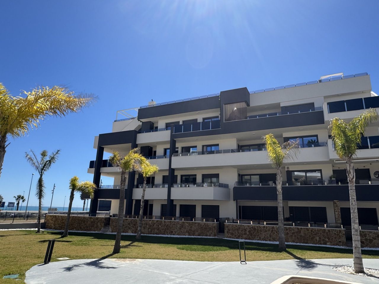 3-Bedroom Apartment in La Zenia, Orihuela Costa - Image 22