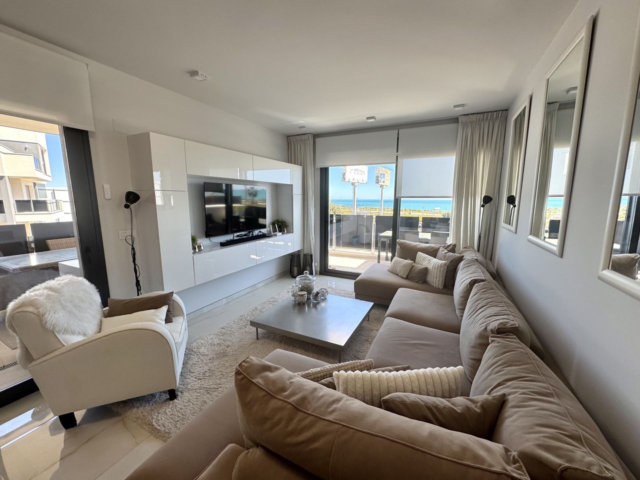 3-Bedroom Apartment in La Zenia, Orihuela Costa - Image 4
