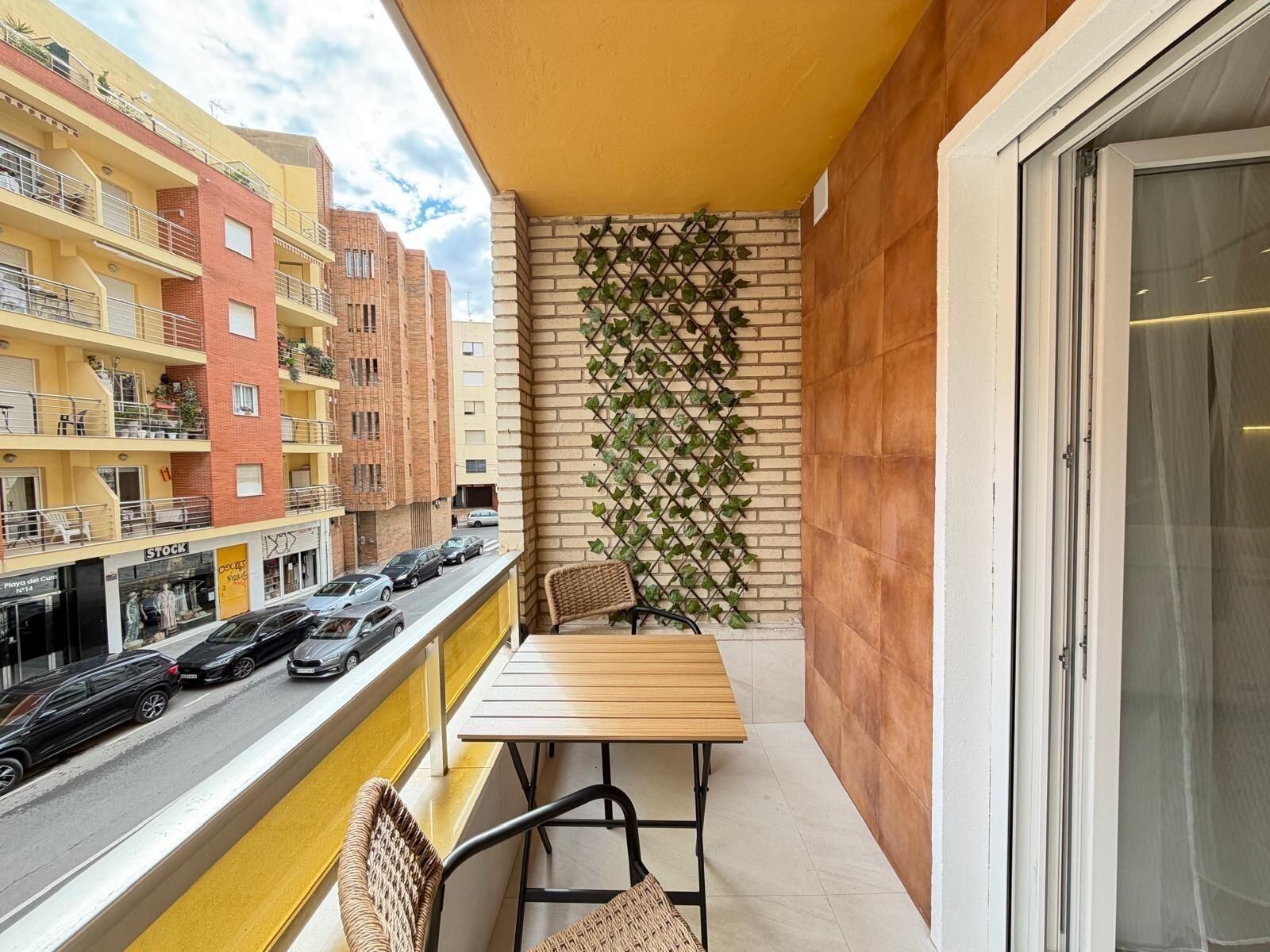 4-Bedroom Apartment in Estacion de Autobuses, Torrevieja - Image 26