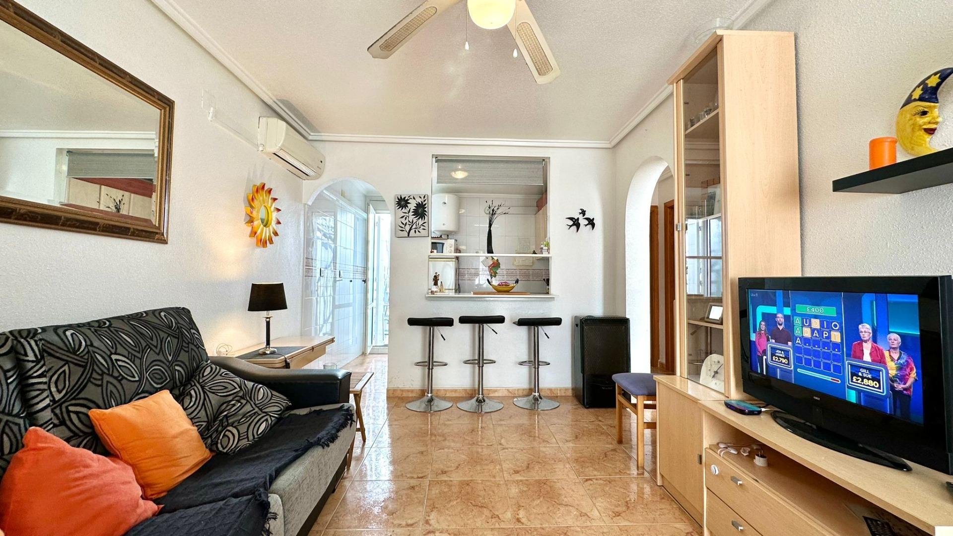 2-Bedroom Bungalow in El Limonar, Torrevieja - Image 13