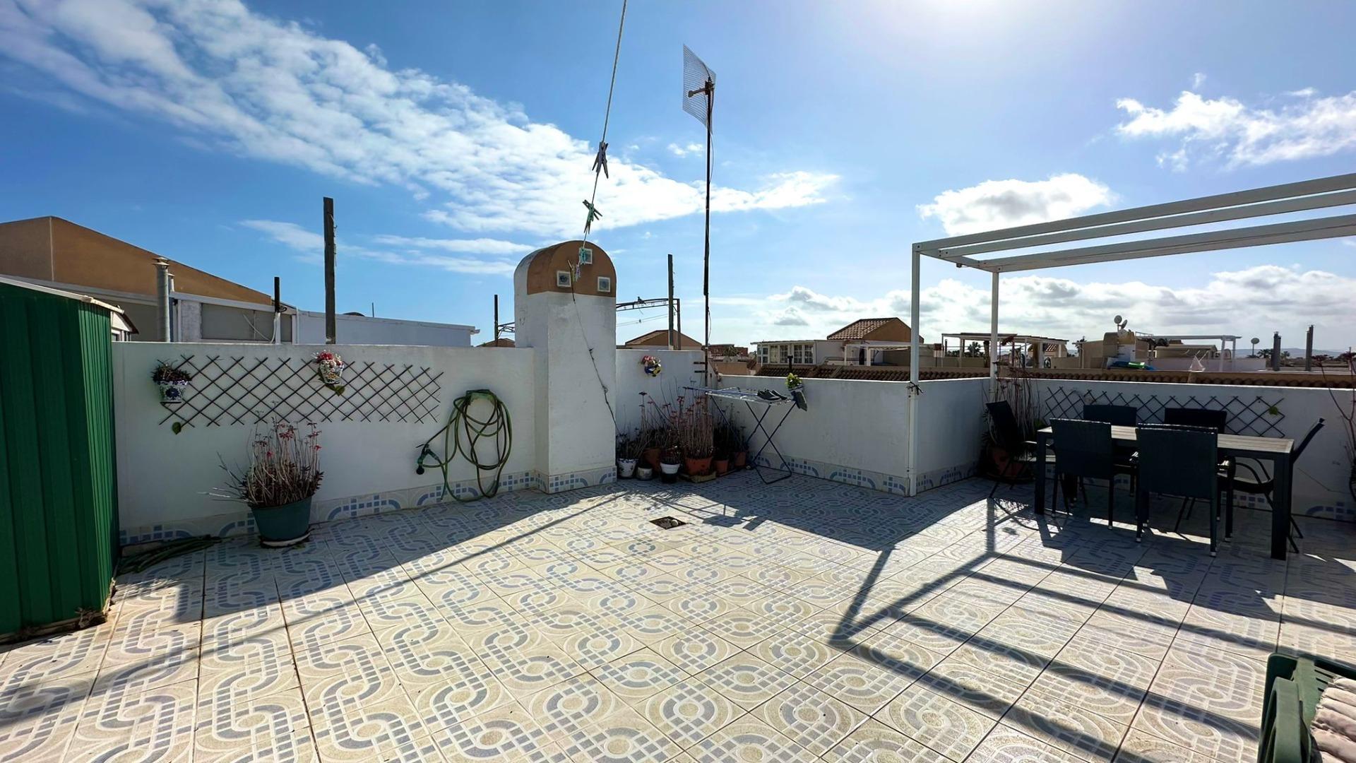 2-Bedroom Bungalow in El Limonar, Torrevieja - Image 41