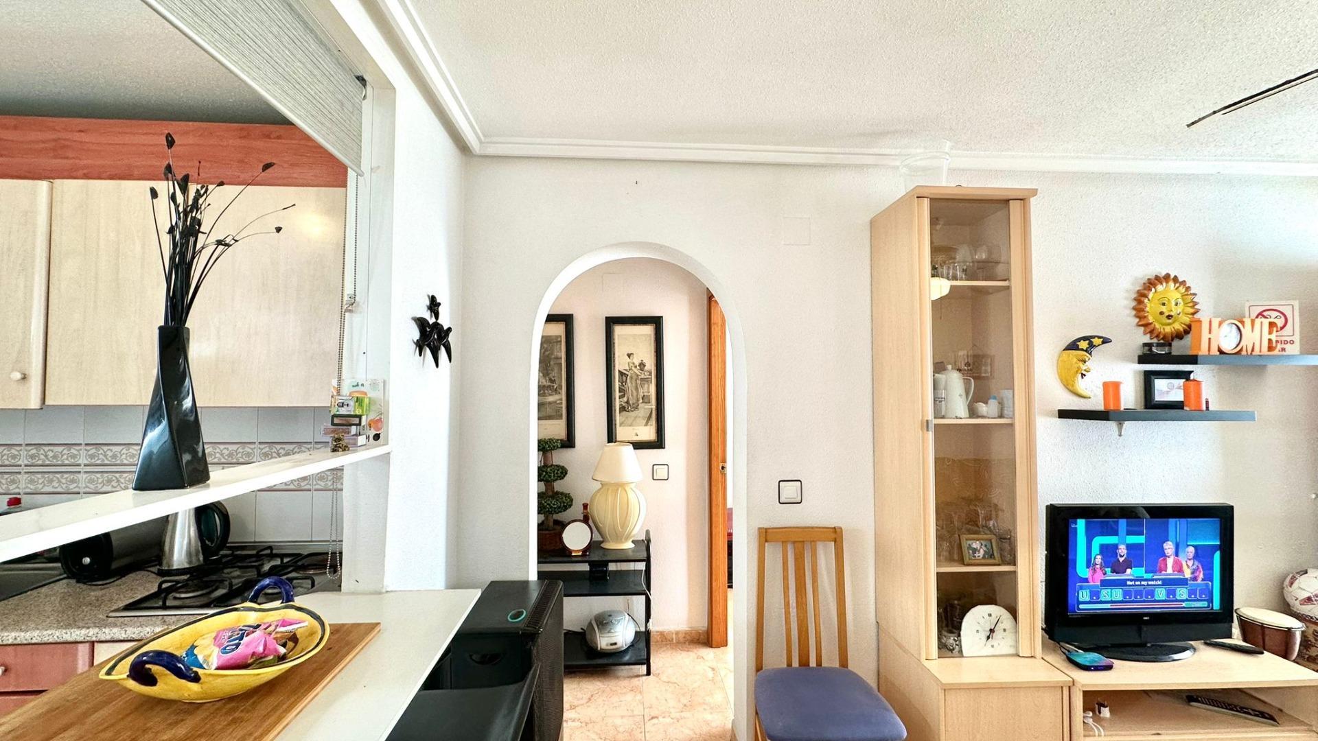 2-Bedroom Bungalow in El Limonar, Torrevieja - Image 5