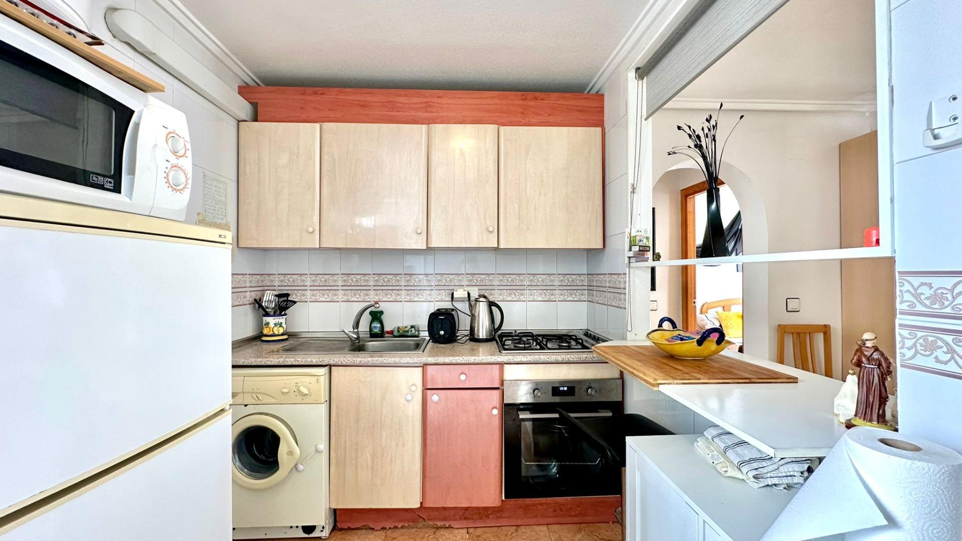 2-Bedroom Bungalow in El Limonar, Torrevieja - Image 6