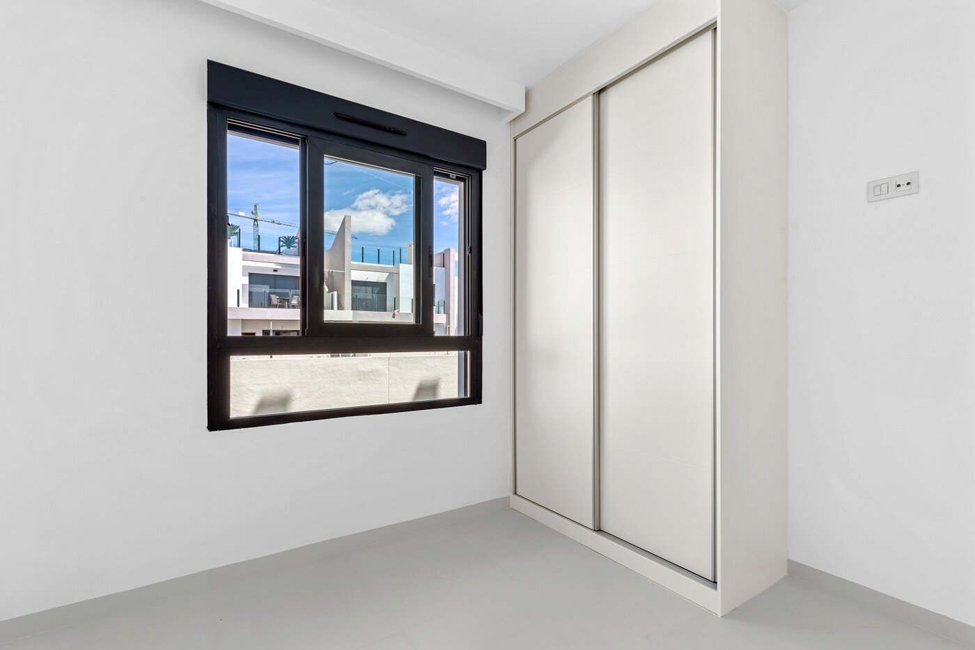 2-Bedroom Apartment in Pueblo, San Miguel de Salinas - Image 13