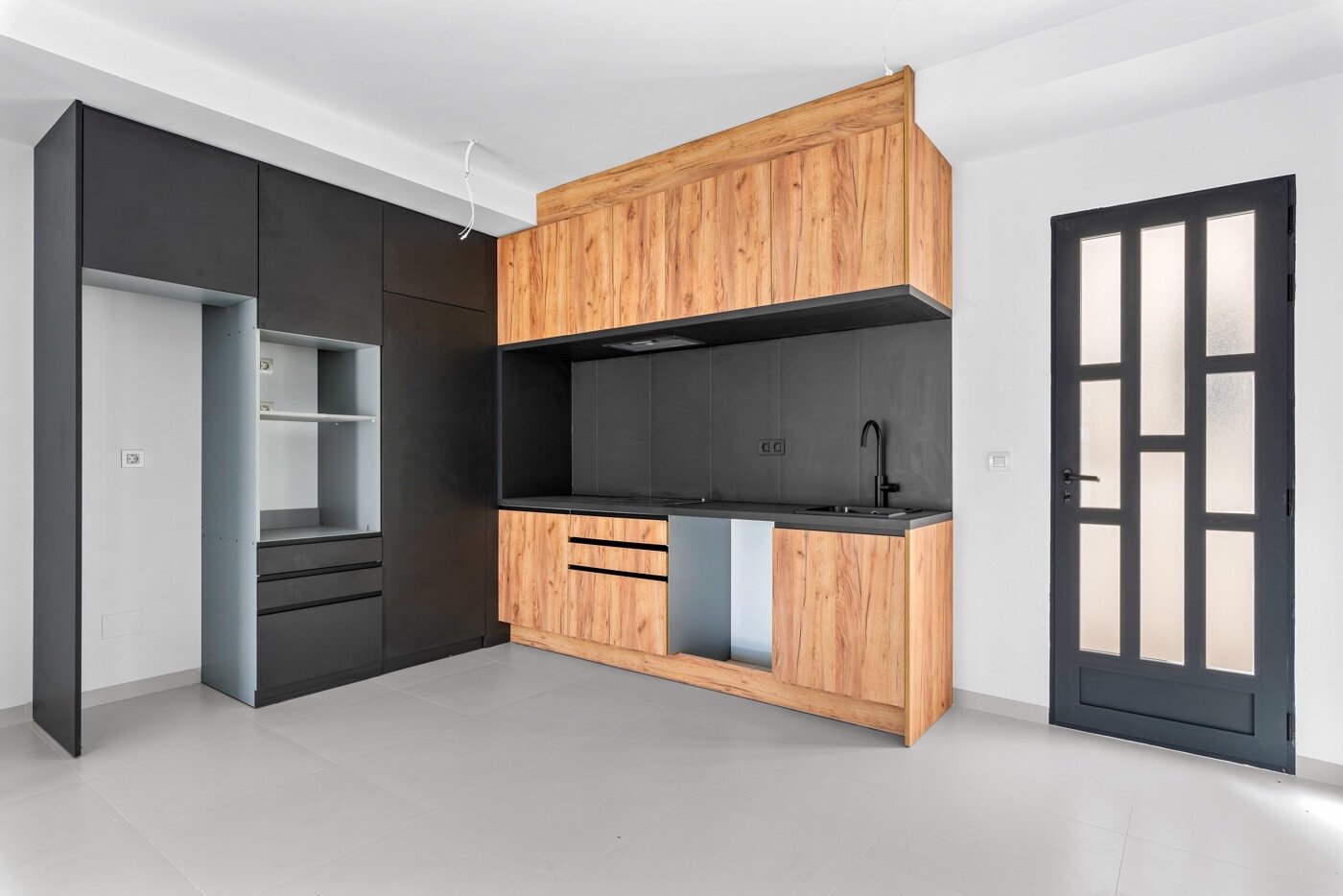 2-Bedroom Apartment in Pueblo, San Miguel de Salinas - Image 7