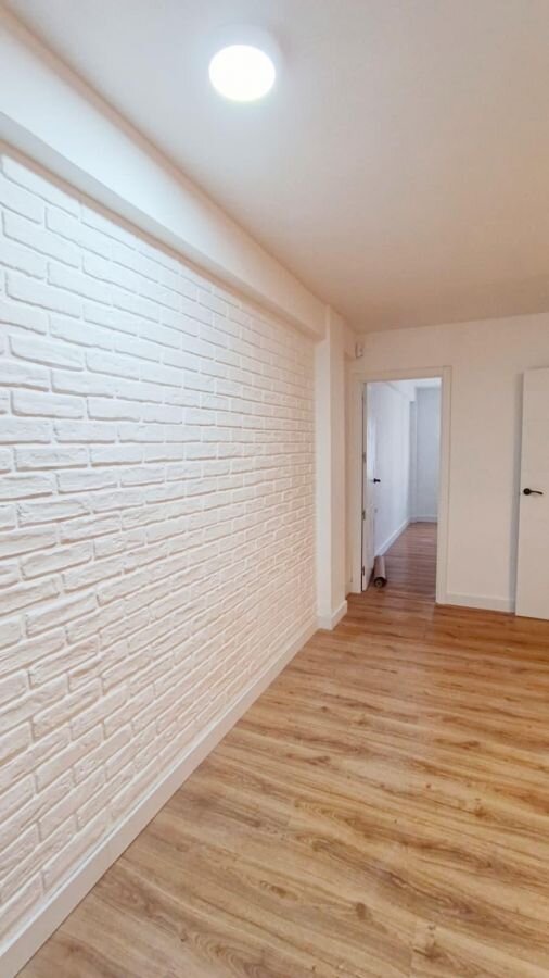 3-Bedroom Apartment in Torrevieja - Image 6