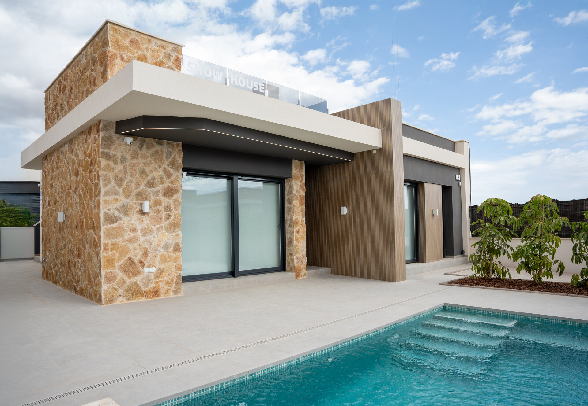 3-Bedroom Detached House in Ciudad Quesada - Image 9