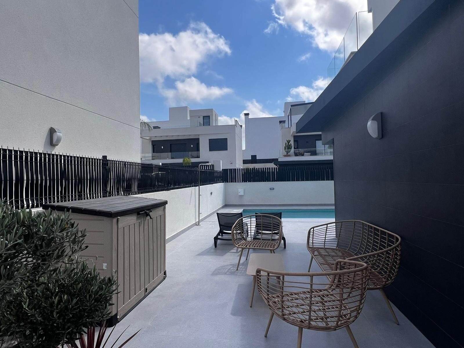 5-Bedroom Villa in Comunidad Valenciana, Algorfa - Image 7