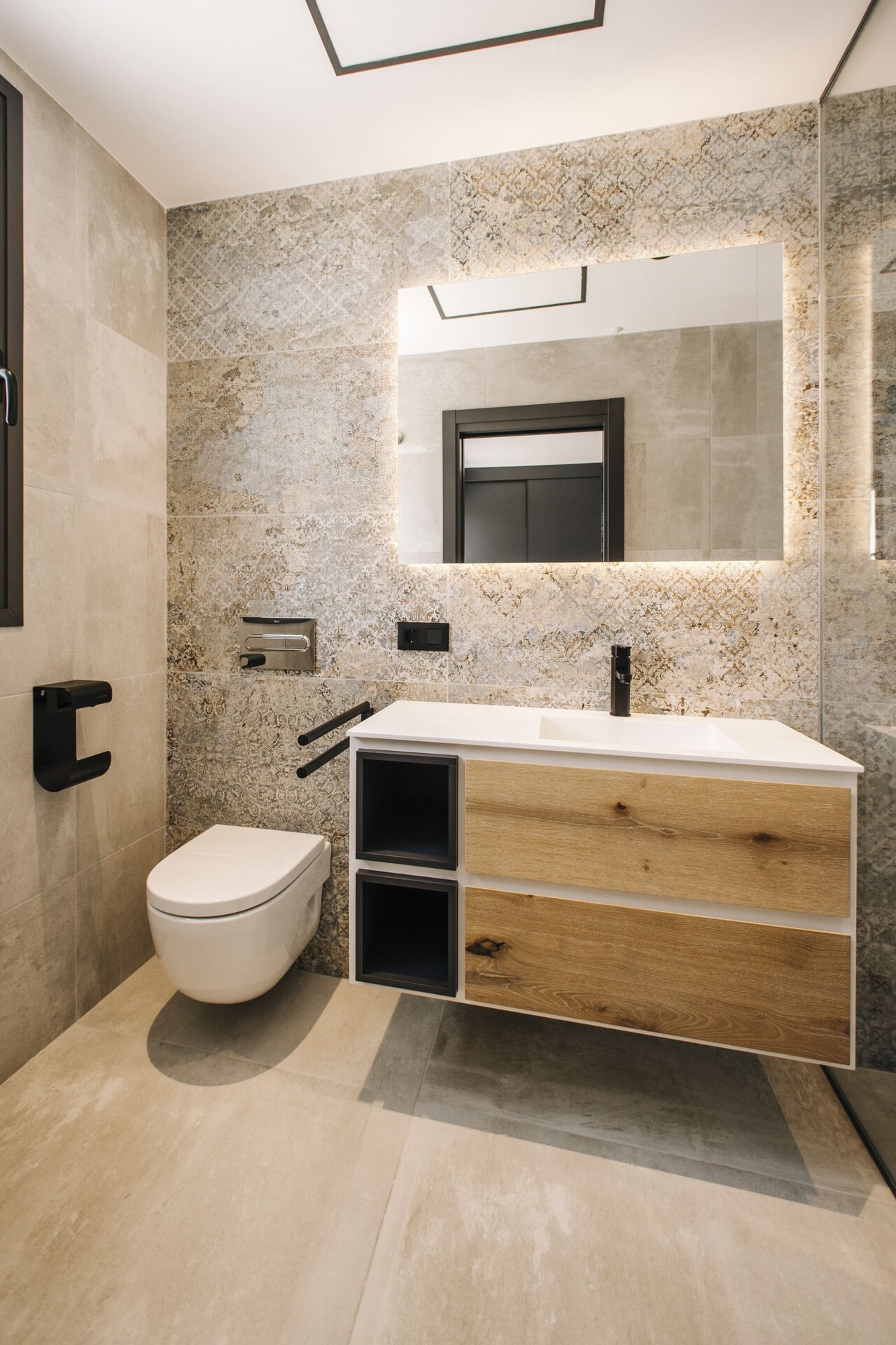 4-Bedroom Bungalow in Ciudad Quesada - Image 4