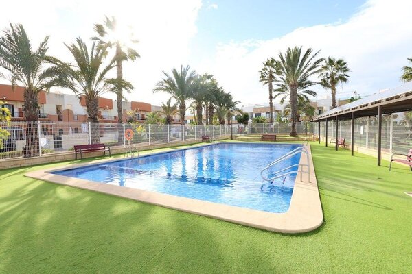 Casa de 3 Dormitorios en Los Dolses, Orihuela Costa