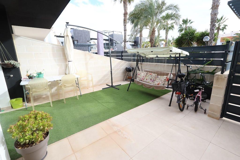 3-Bedroom House in Los Dolses, Orihuela Costa - Image 3