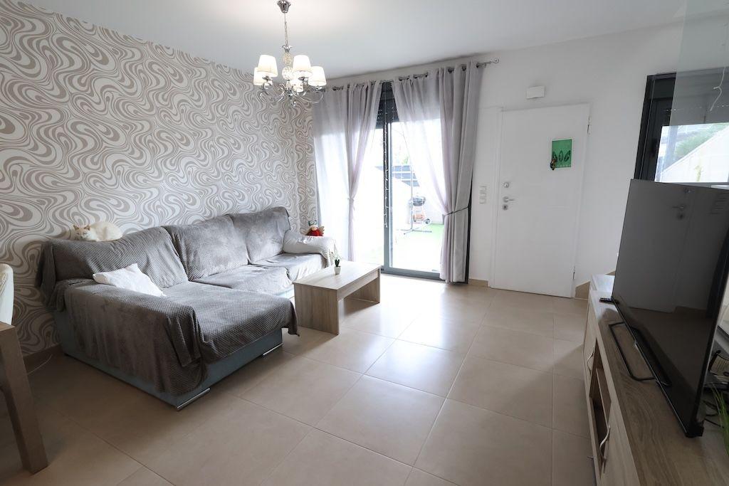 3-Bedroom House in Los Dolses, Orihuela Costa - Image 9