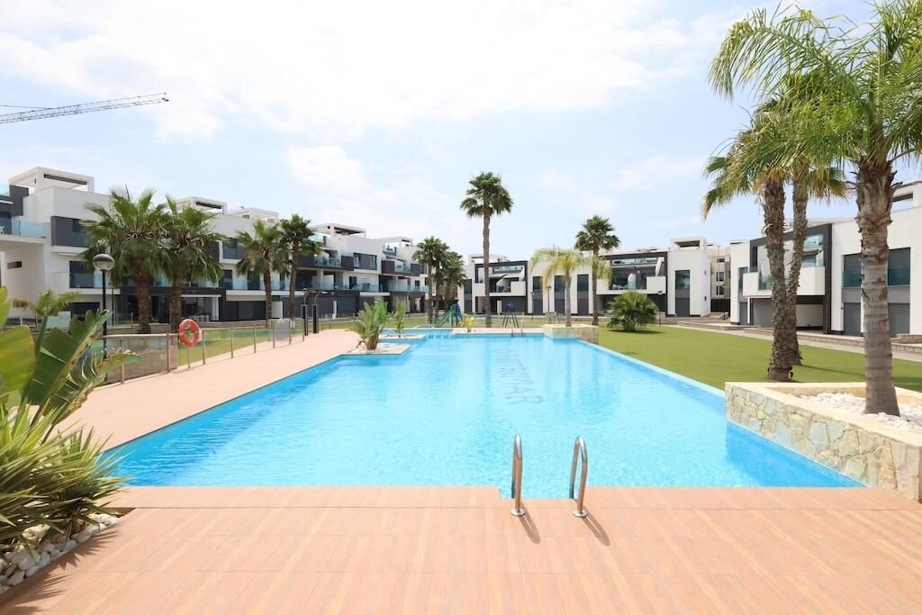 2-Bedroom Bungalow in Guardamar del Segura - Image 17