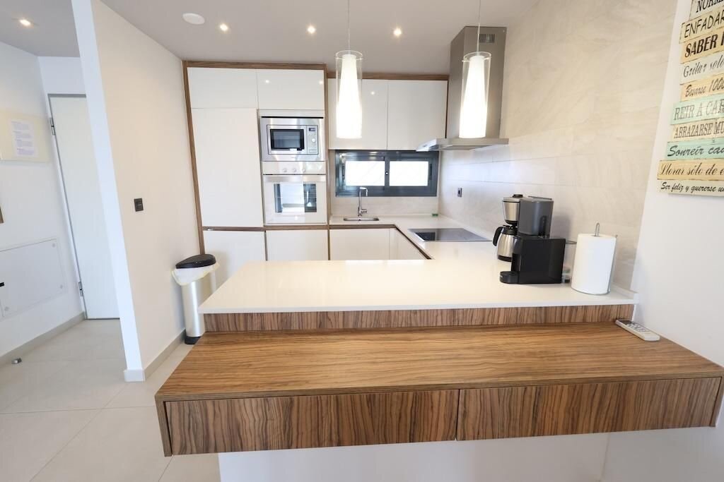 2-Bedroom Bungalow in Guardamar del Segura - Image 4