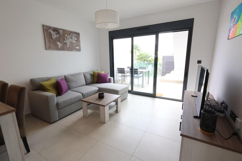 2-Bedroom Bungalow in Guardamar del Segura - Image 6