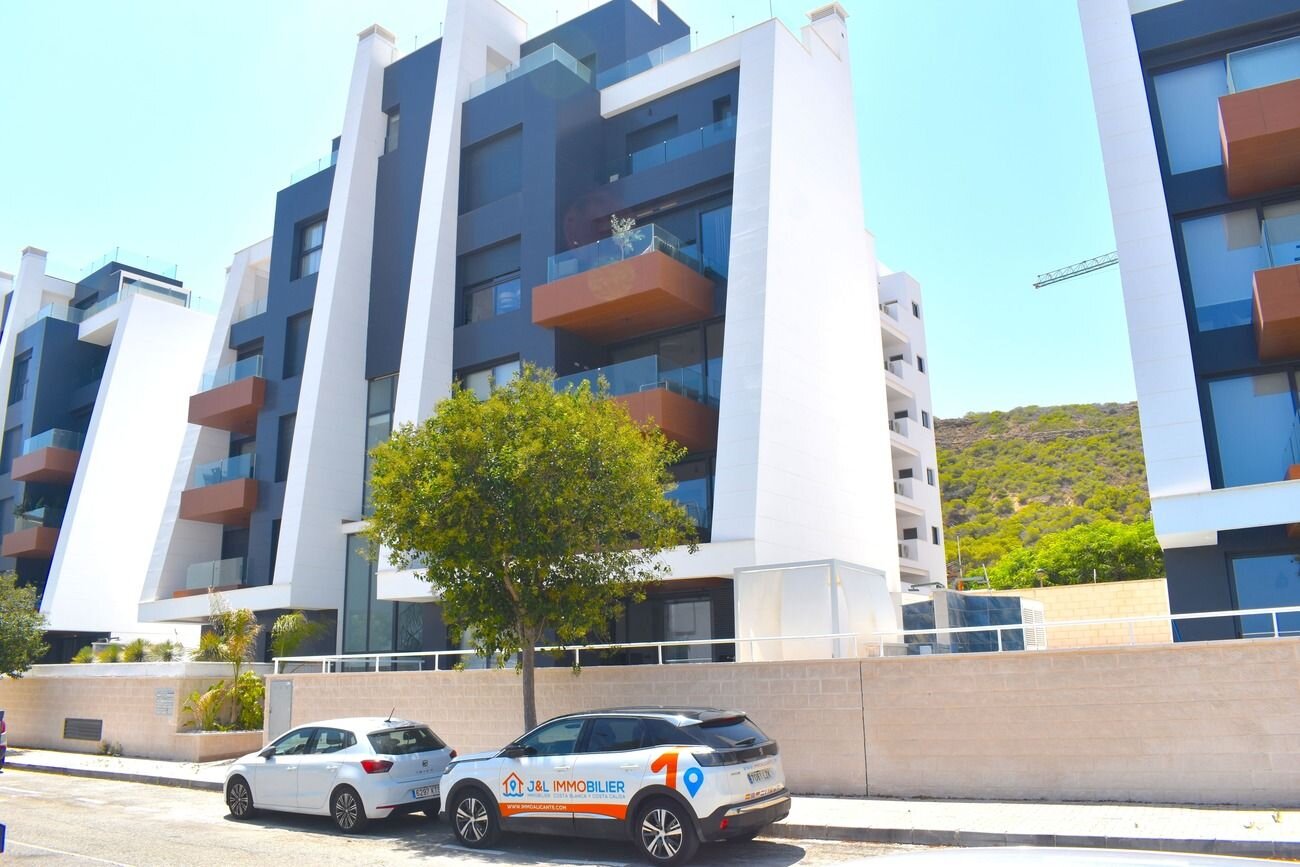 3-Bedroom Apartment in El Edén - Los Estaños, Guardamar del Segura - Image 27
