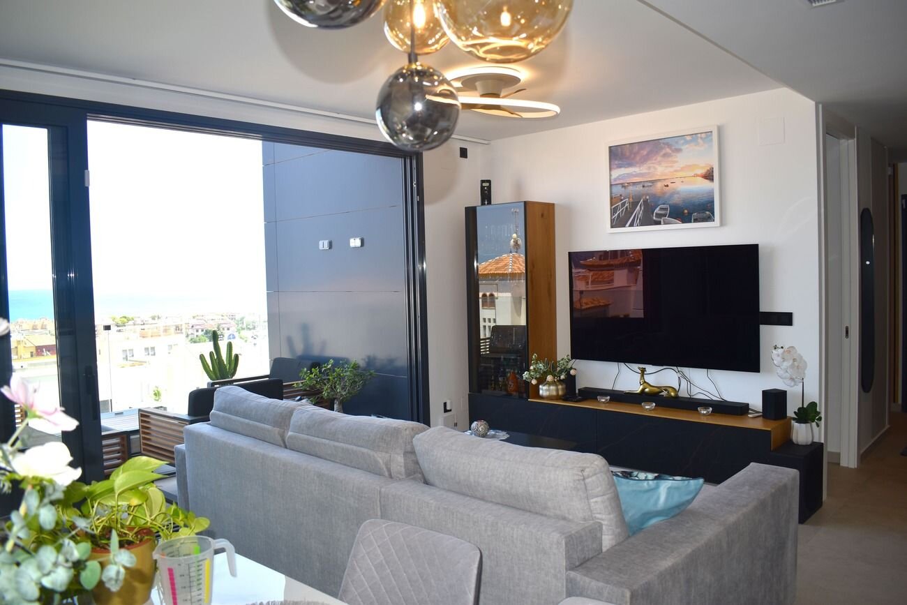 3-Bedroom Apartment in El Edén - Los Estaños, Guardamar del Segura - Image 8