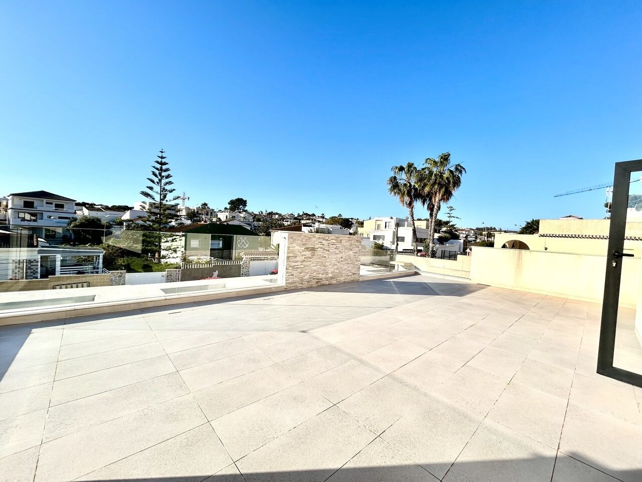 5-Bedroom Villa in La Siesta, Torrevieja - Image 24