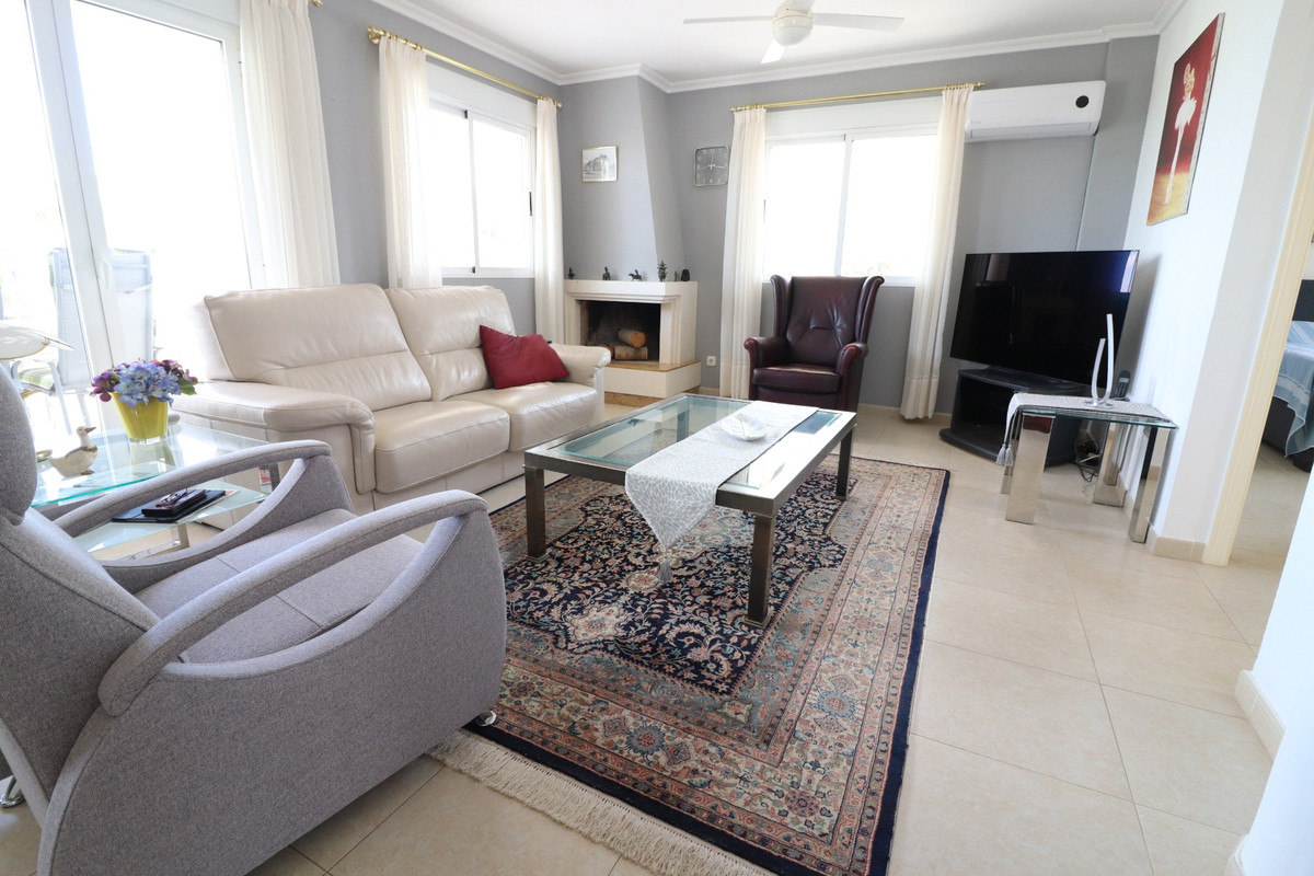 3-Bedroom Detached House in Algorfa | Sunny Casas - Cost... - Image 3