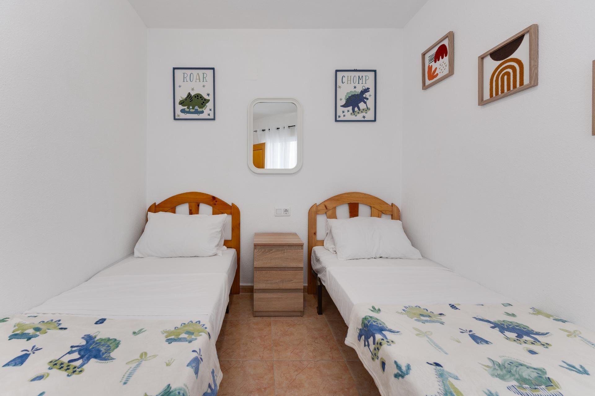 3-Bedroom Apartment in Estacion de Autobuses, Torrevieja - Image 31