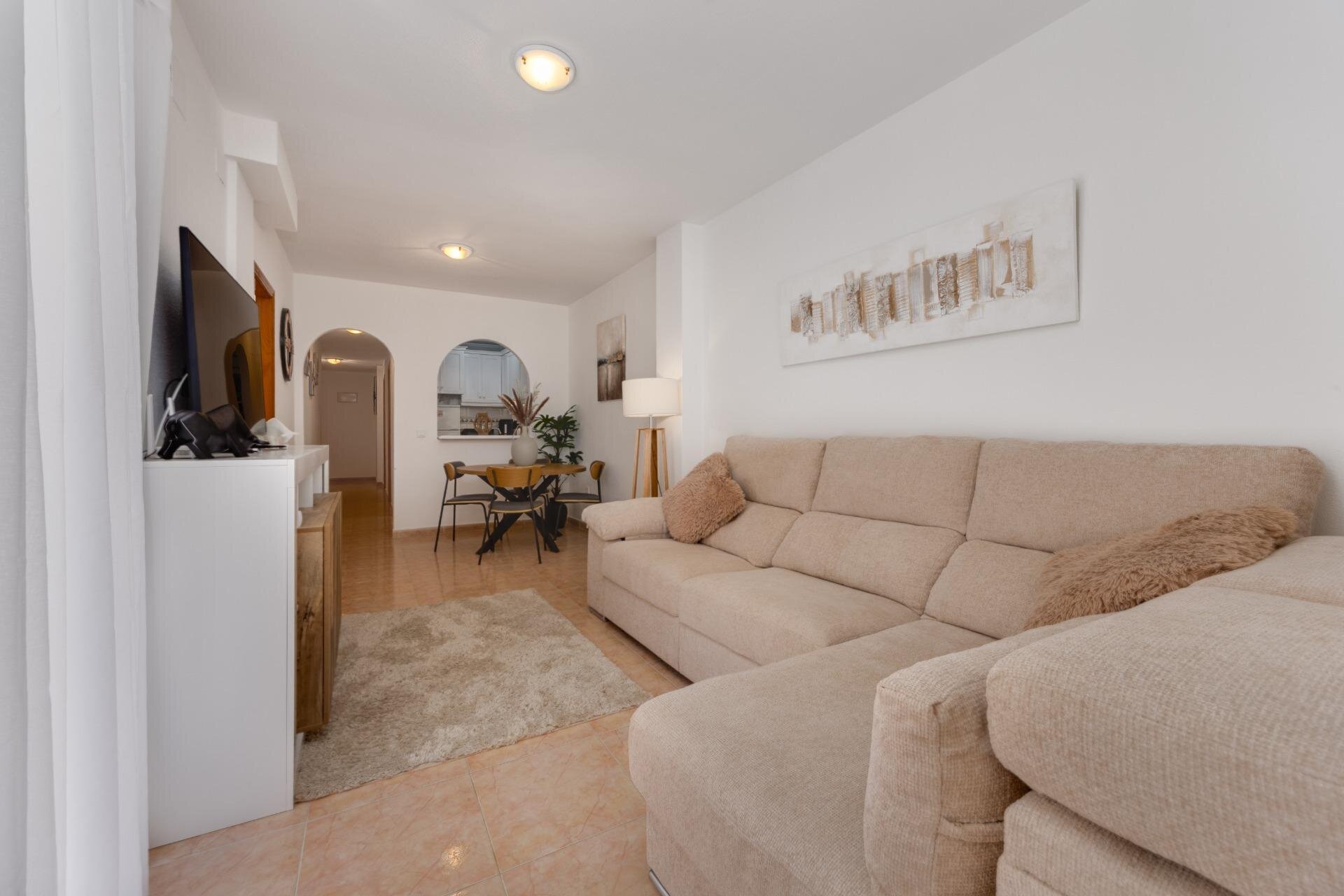 3-Bedroom Apartment in Estacion de Autobuses, Torrevieja - Image 46