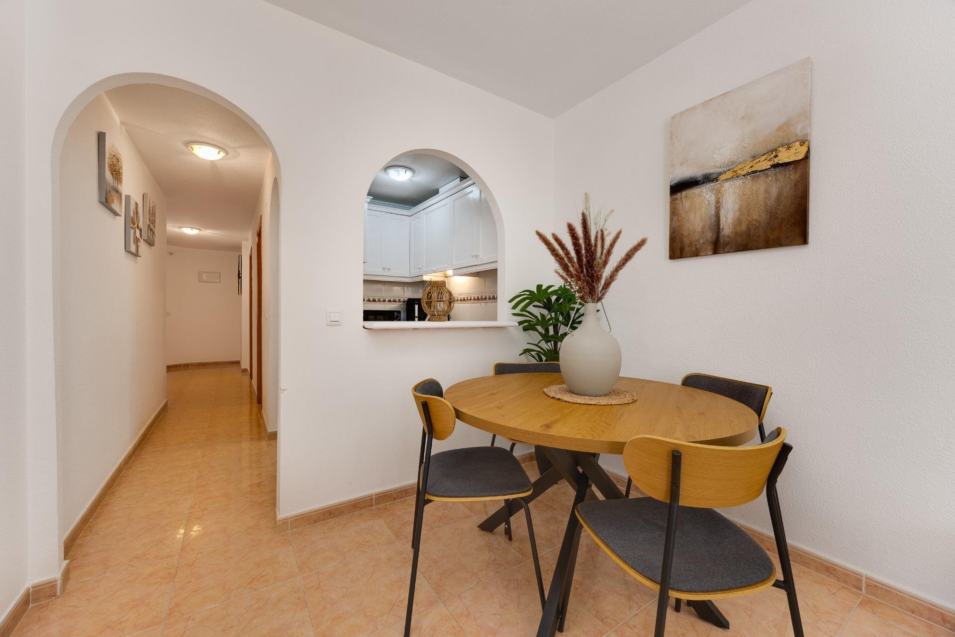3-Bedroom Apartment in Estacion de Autobuses, Torrevieja - Image 49