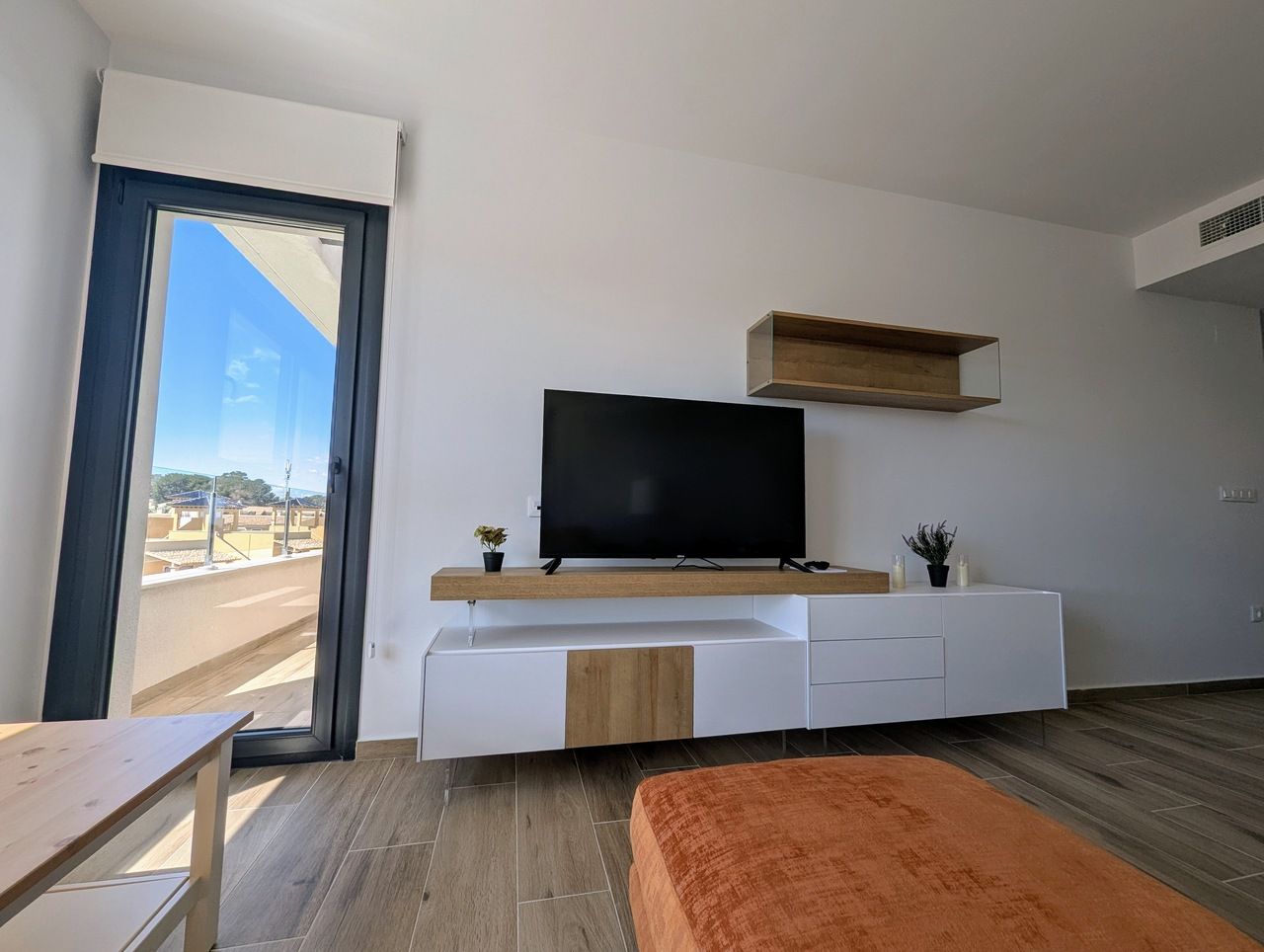 2-Bedroom Penthouse in Las Filipinas, Orihuela Costa - Image 12