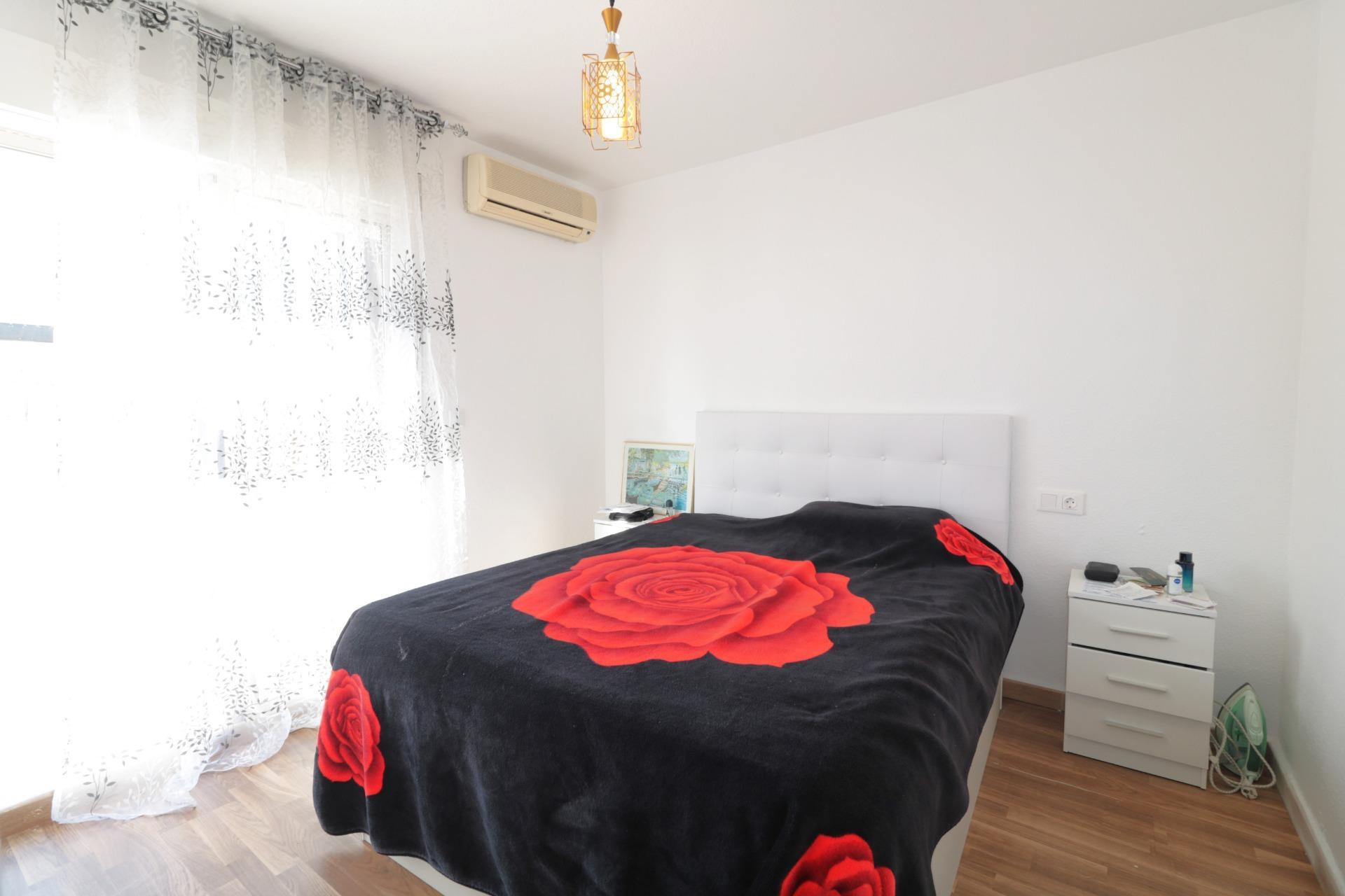 3-Bedroom Apartment in La Siesta - El Salado - Torreta, Torrevieja - Image 11