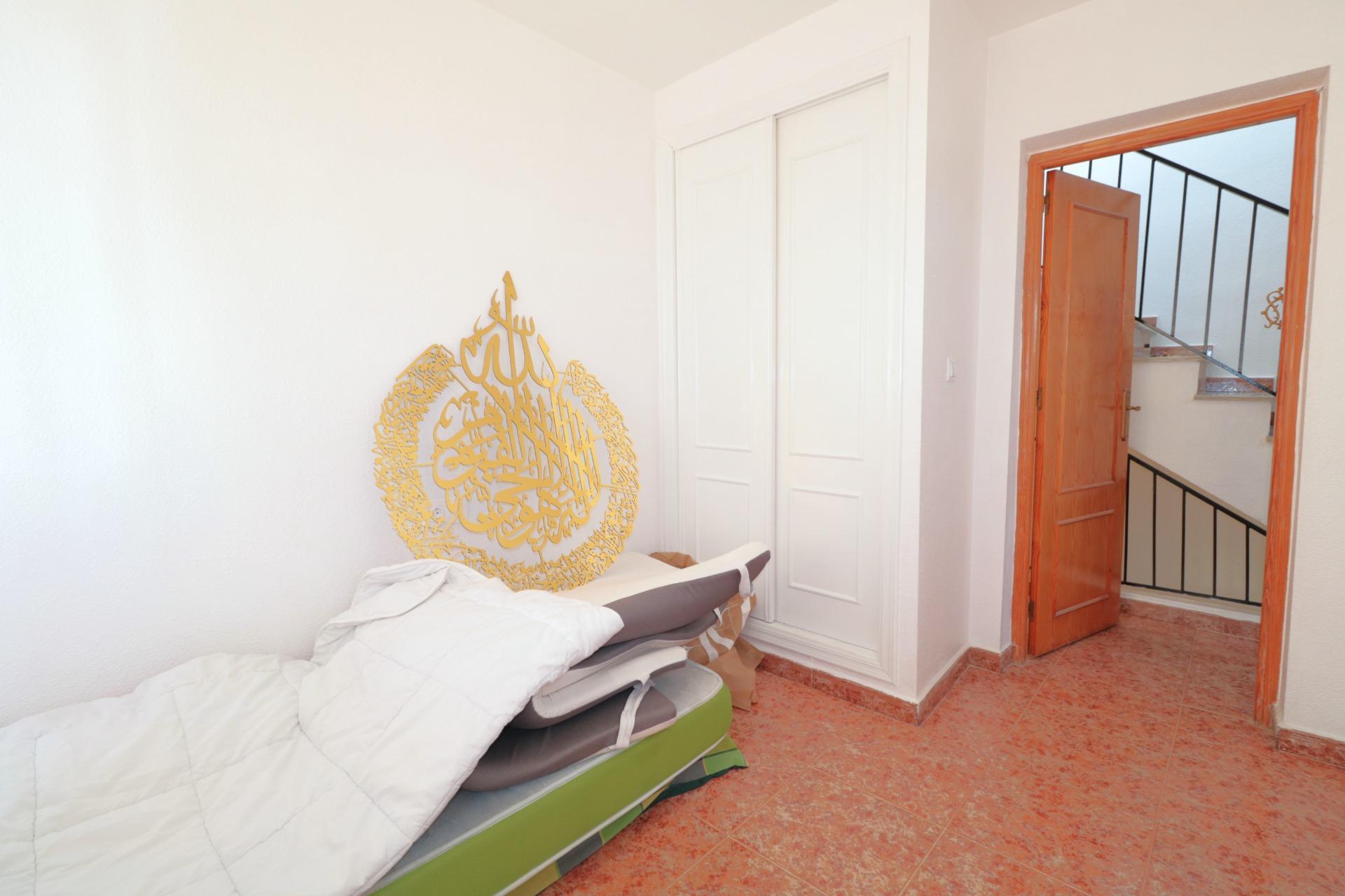3-Bedroom Apartment in La Siesta - El Salado - Torreta, Torrevieja - Image 14