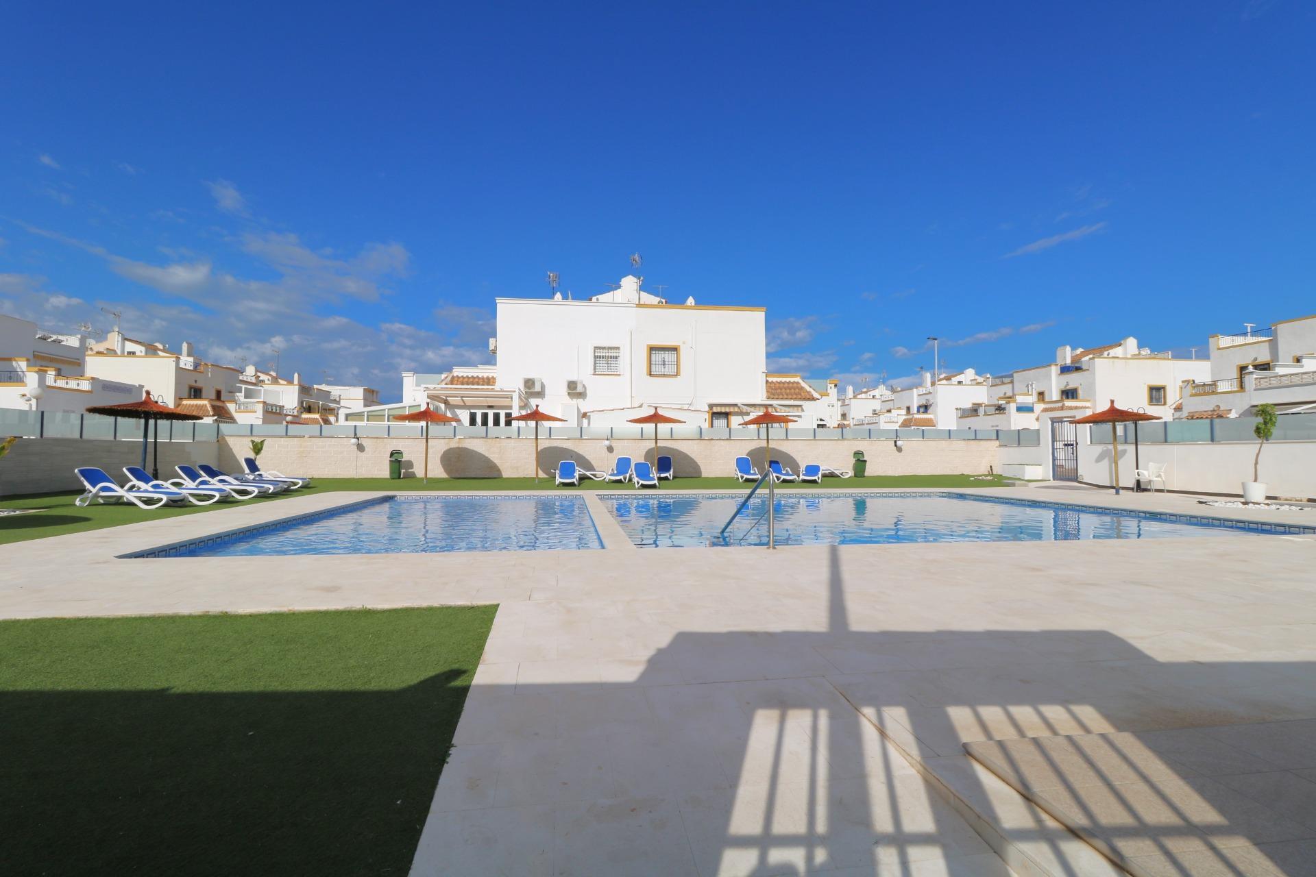 3-Bedroom Apartment in La Siesta - El Salado - Torreta, Torrevieja - Image 25
