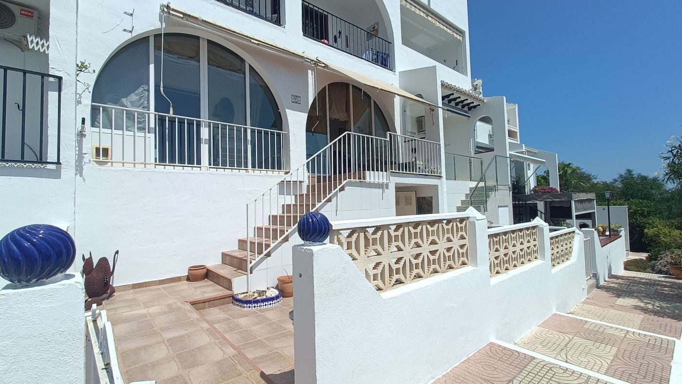 1-Bedroom Apartment in Rojales - Image 1