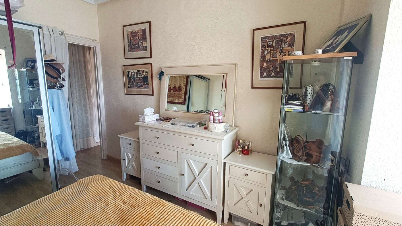 1-Bedroom Apartment in Rojales - Image 12