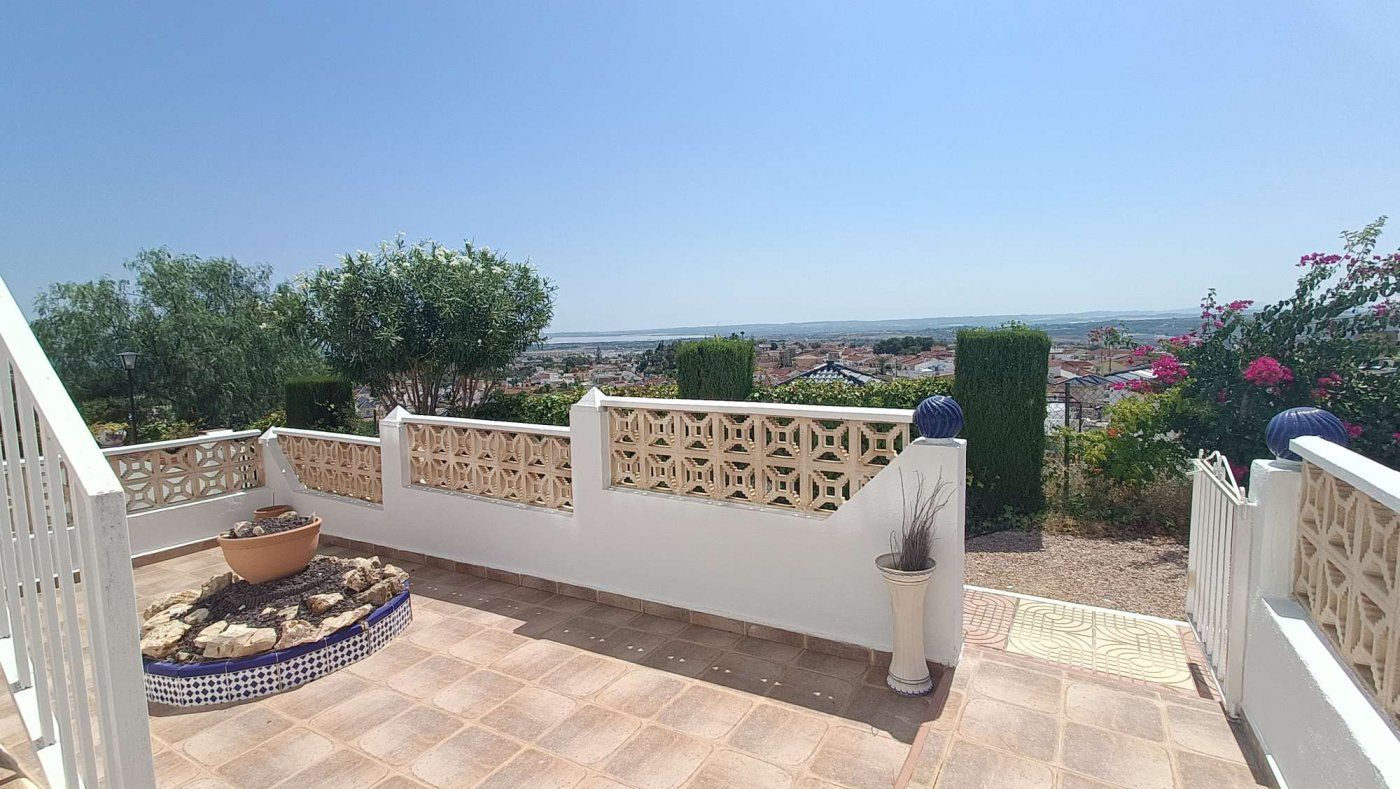 1-Bedroom Apartment in Rojales - Image 20