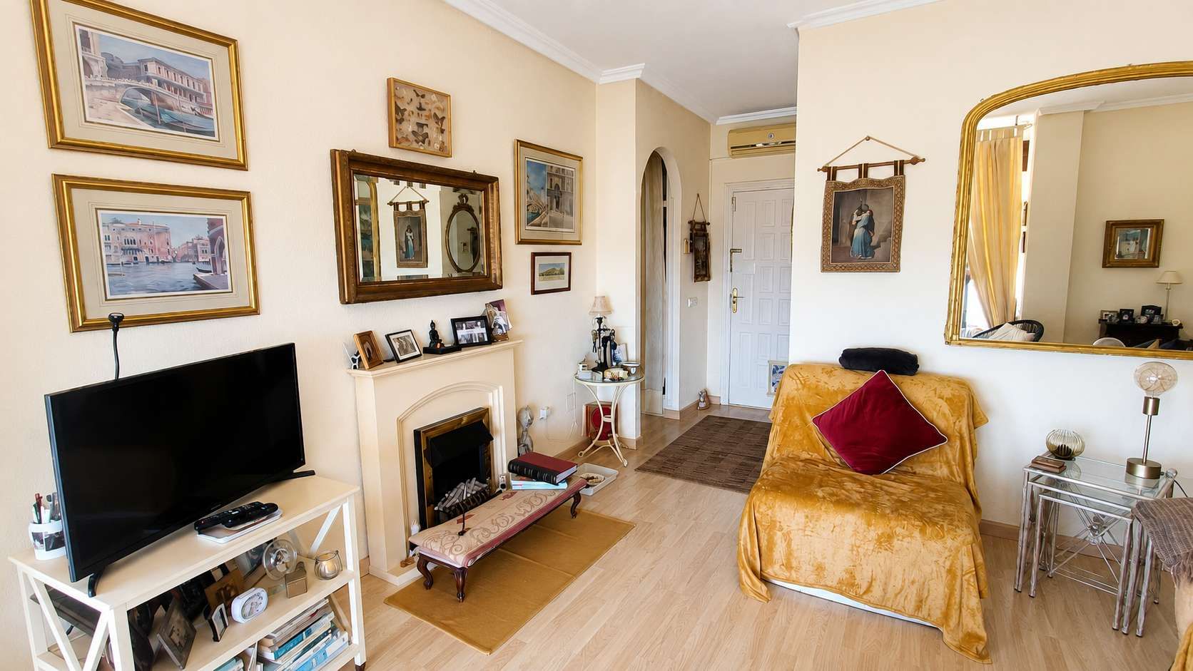 1-Bedroom Apartment in Rojales - Image 6