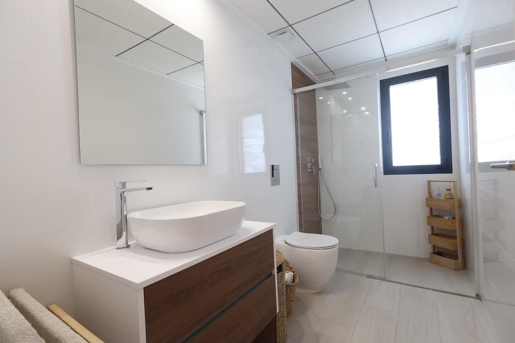 3-Bedroom Villa in Comunidad Valenciana, Algorfa - Image 14