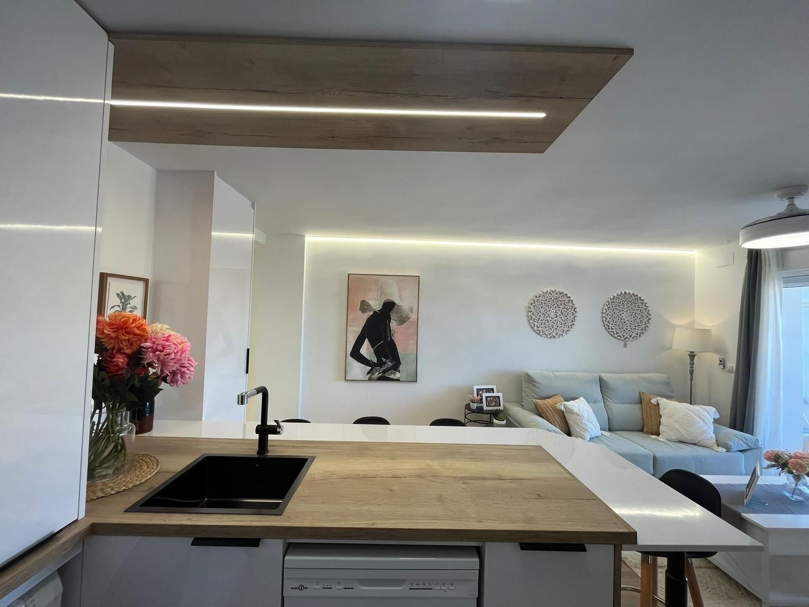 3-Bedroom Apartment in Punta Prima, Torrevieja - Image 10