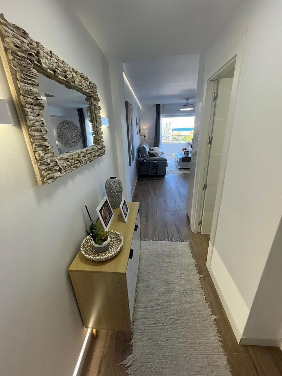 3-Bedroom Apartment in Punta Prima, Torrevieja - Image 12