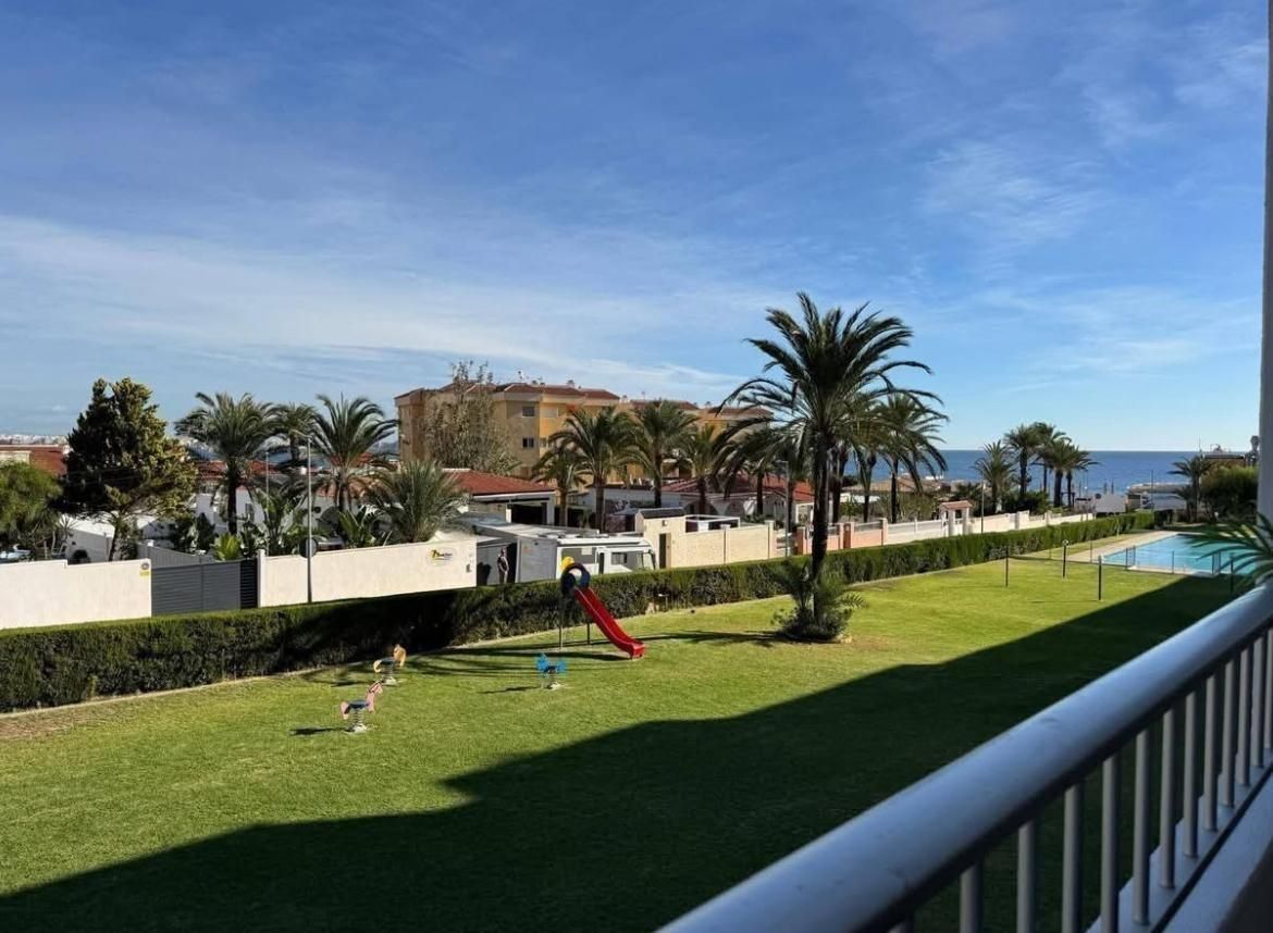 3-Bedroom Apartment in Punta Prima, Torrevieja - Image 15