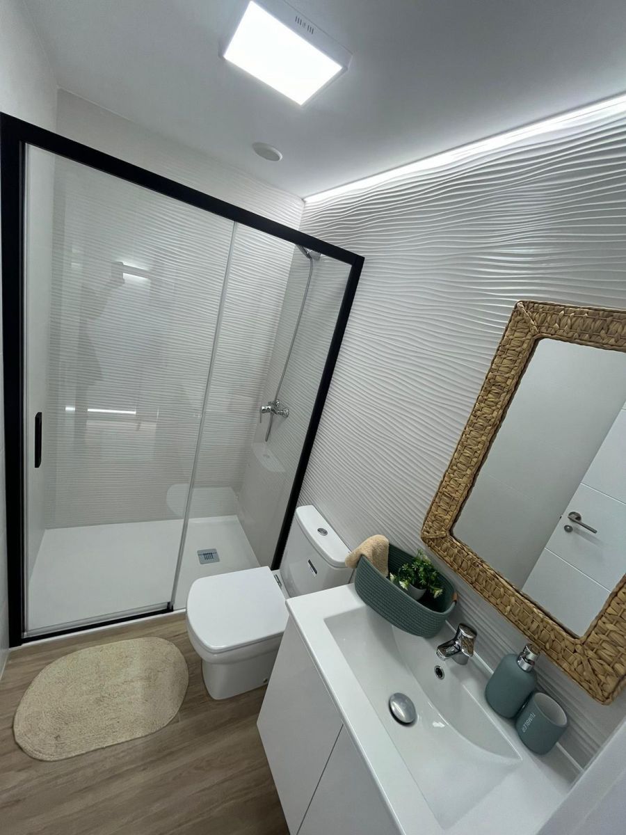 3-Bedroom Apartment in Punta Prima, Torrevieja - Image 24