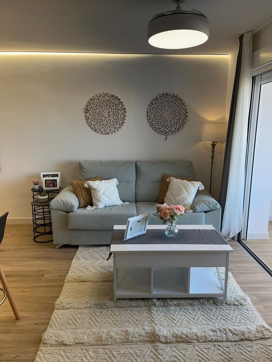 3-Bedroom Apartment in Punta Prima, Torrevieja - Image 3