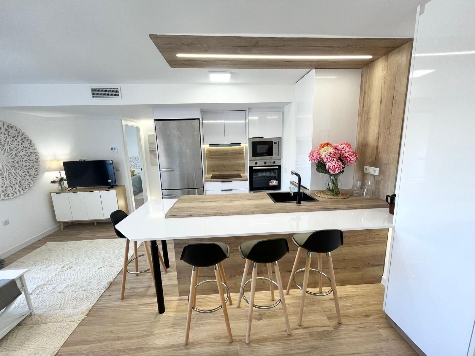 3-Bedroom Apartment in Punta Prima, Torrevieja - Image 7