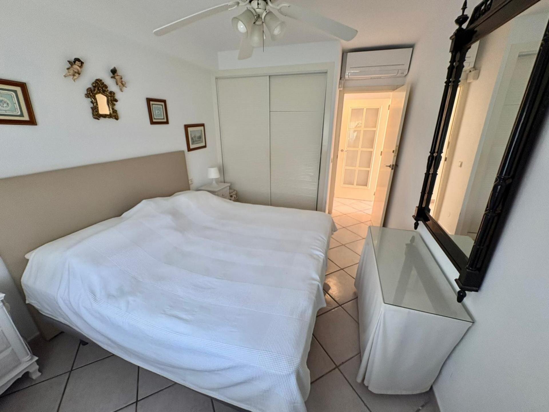 4-Bedroom Apartment in Los Narejos-Punta Calera, Los Alcázares - Image 11
