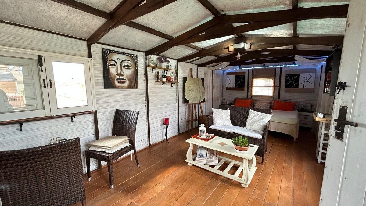 3-Bedroom Semi-Detached House in  Los Montesinos | Sunny ... - Image 17