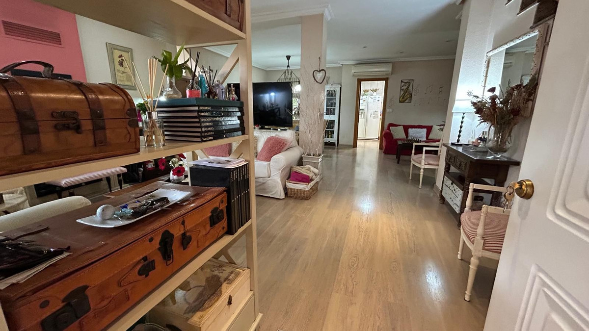 3-Bedroom Semi-Detached House in  Los Montesinos | Sunny ... - Image 8