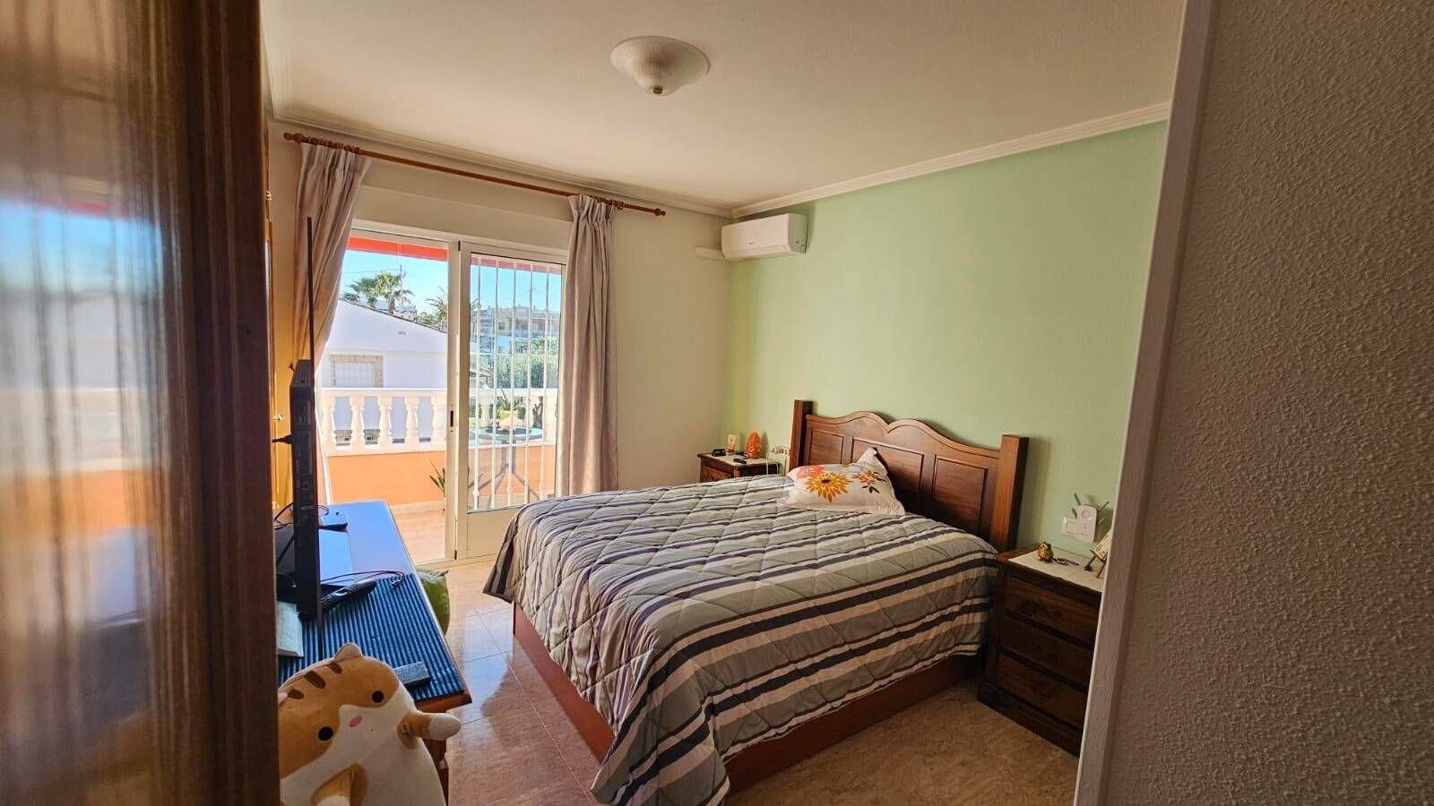3-Bedroom House in Santiago de la Ribera - Image 28