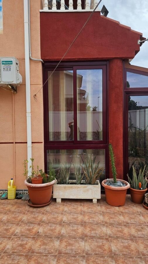 3-Bedroom House in Santiago de la Ribera - Image 3
